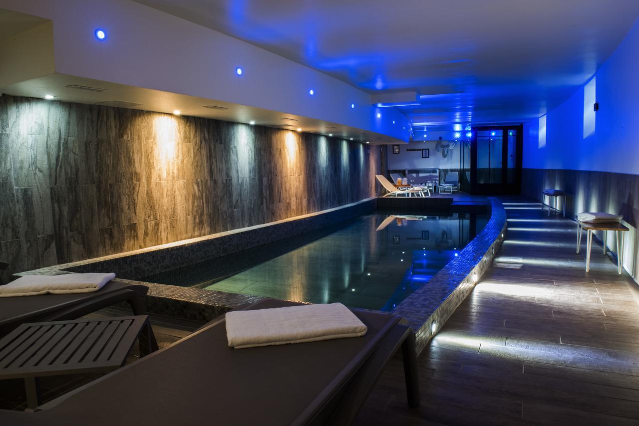 Rock Noir & Spa La Salle-les-Alpes Exterior photo