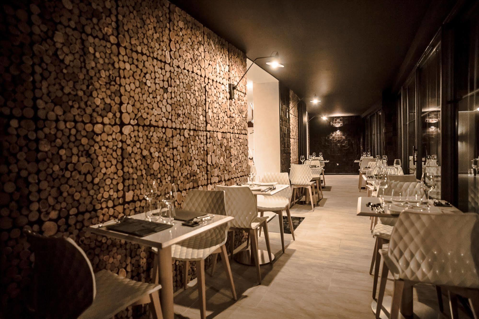 Rock Noir & Spa La Salle-les-Alpes Exterior photo